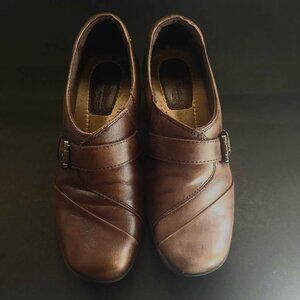 Women's Earth Origins leather shoes